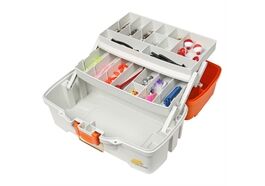 Plano LETS FISH TWO TRAY TACKLE BOX 150-teiliges KIT
